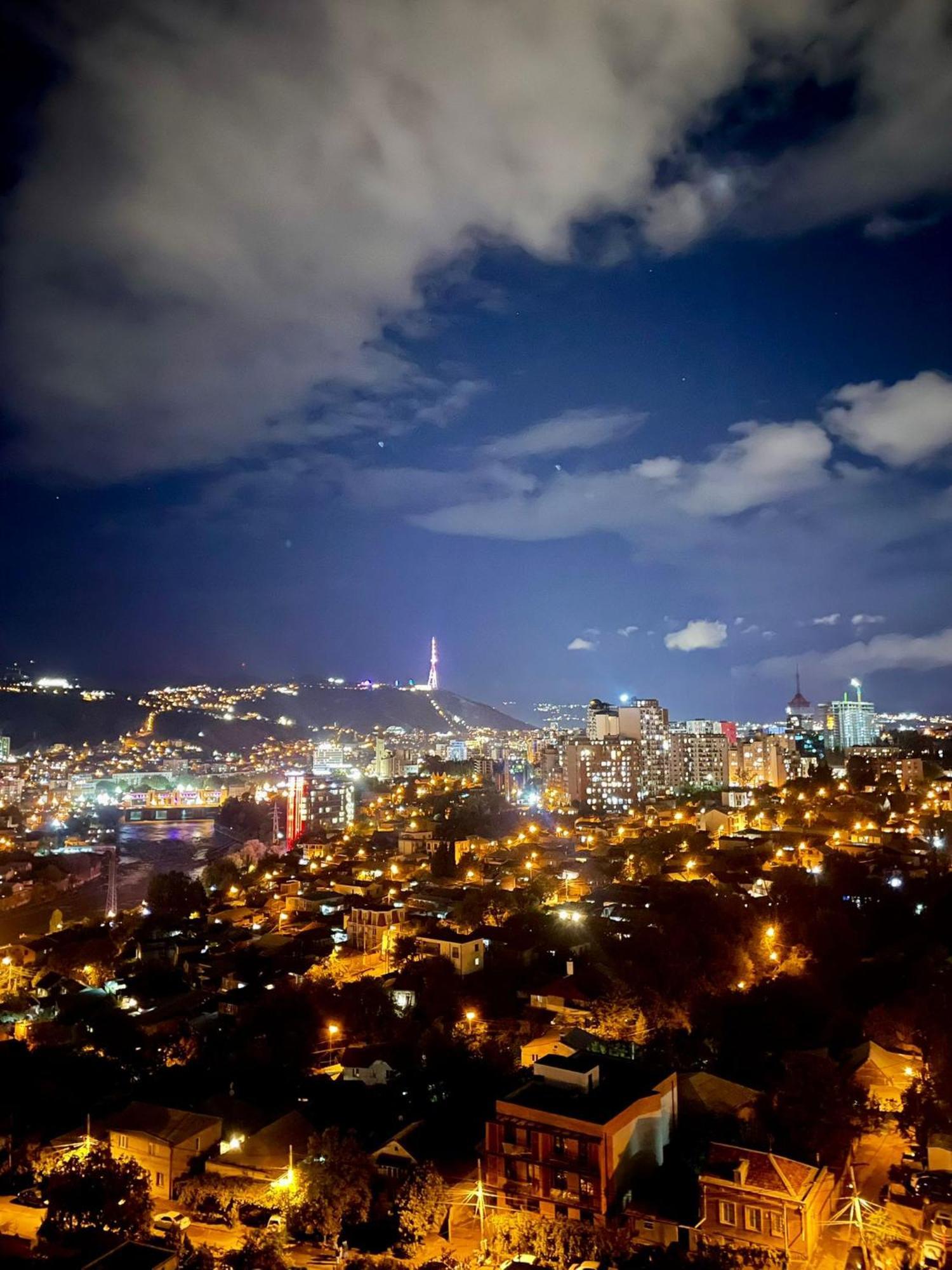 Cozy 1-Bedroom Unit In Tbilisi, With Amazing View Luaran gambar